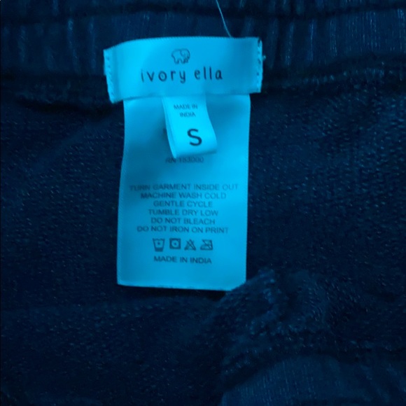 Ivory Ella loose Joggers - Picture 2 of 3